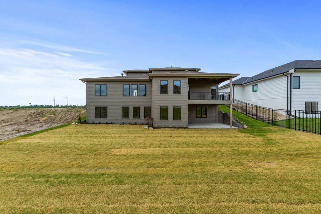 212 Modern